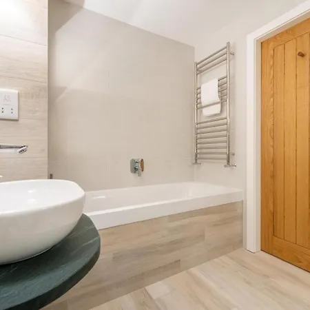 4 Bed In Oc-lr003 * Эмблсайд